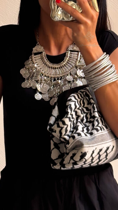 La Pochette FALASTIN (فلسطين) Modèle Liqā 🖤