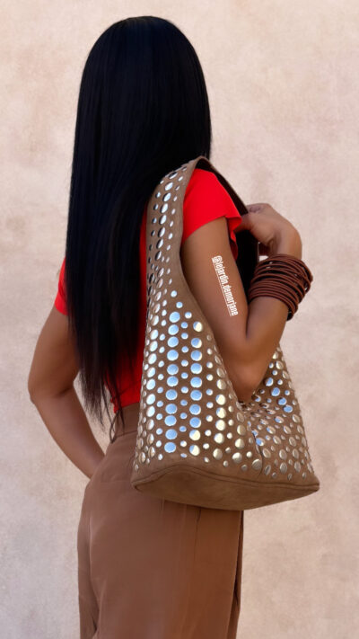 Le Petit Carré Taupe